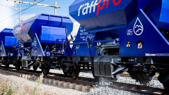 Treinstel van RailPro die onderhoud uitvoert. 